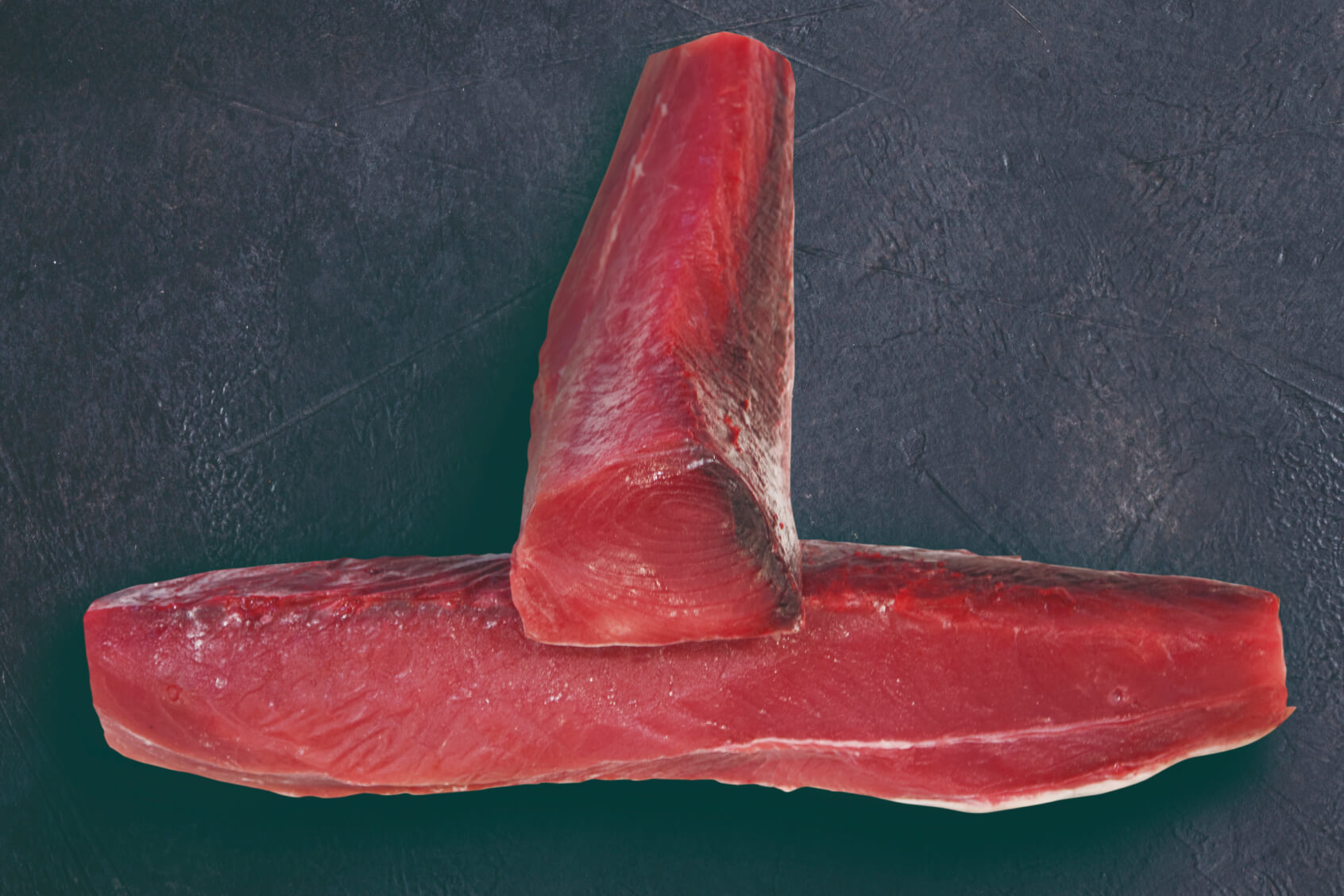 ORIENTAL CATALOG > TUNAS > YELLOWFIN TUNA > Superior loin (Akami)